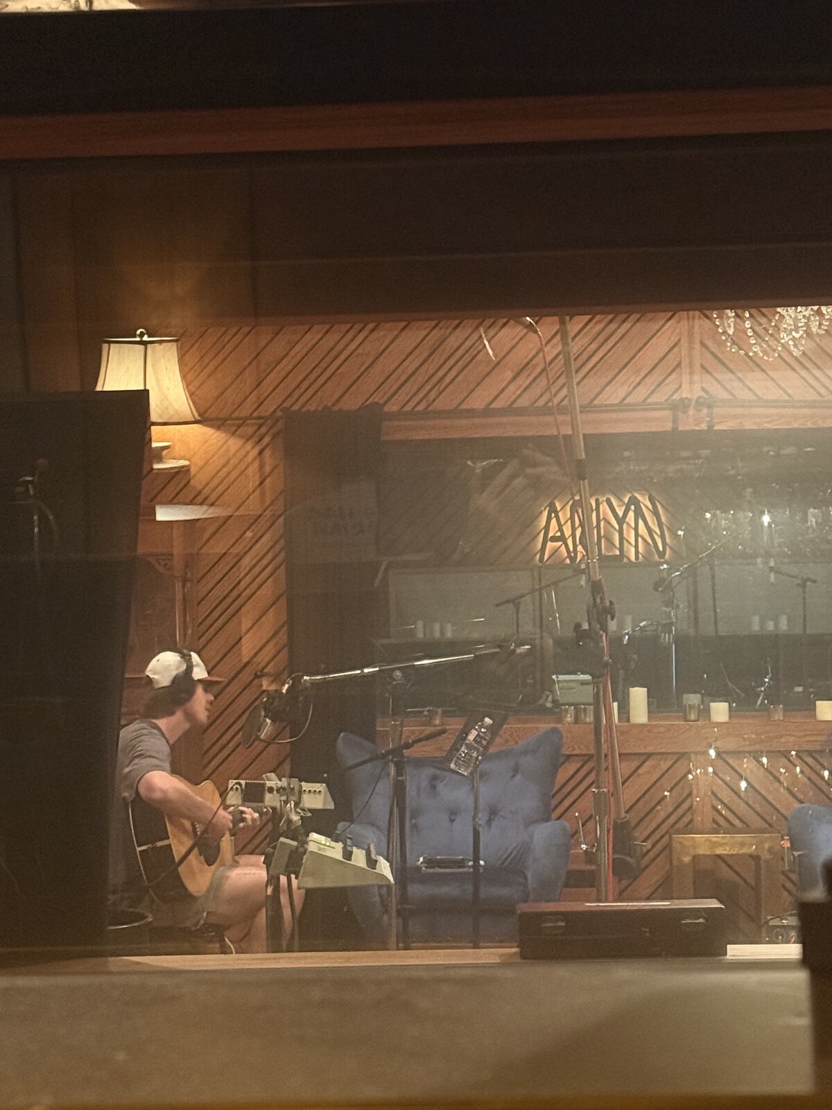 Tracking acoustic guitar and vocal in the live room